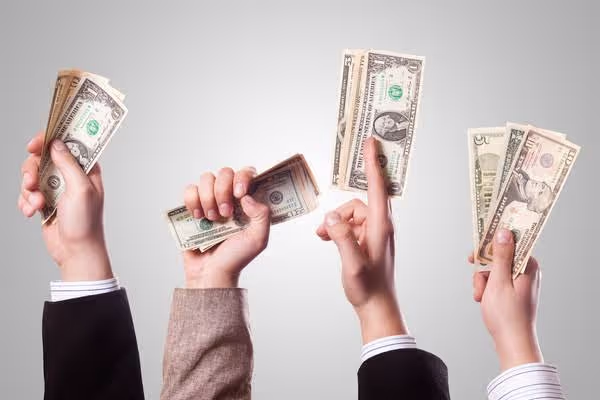 Групово Финансиране(Crowd Funding)